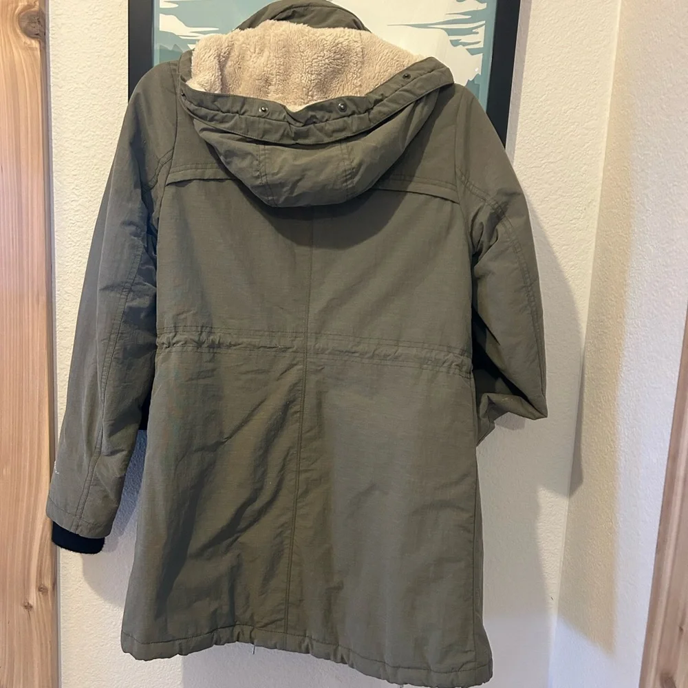 Eddie Bauer Women’s green Sherpa jacket/parka XS EX condition - Picture 3 of 5